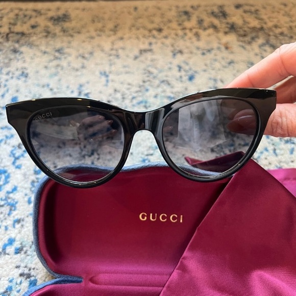 Gucci Cat-Eye Sunglasses - Picture 3 of 6